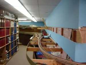 Model Train Benchwork Image 2