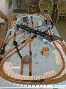 n scale model railroad photo