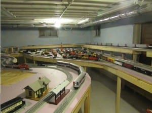 Stuart's 0-Gauge layout Model Train Image 13