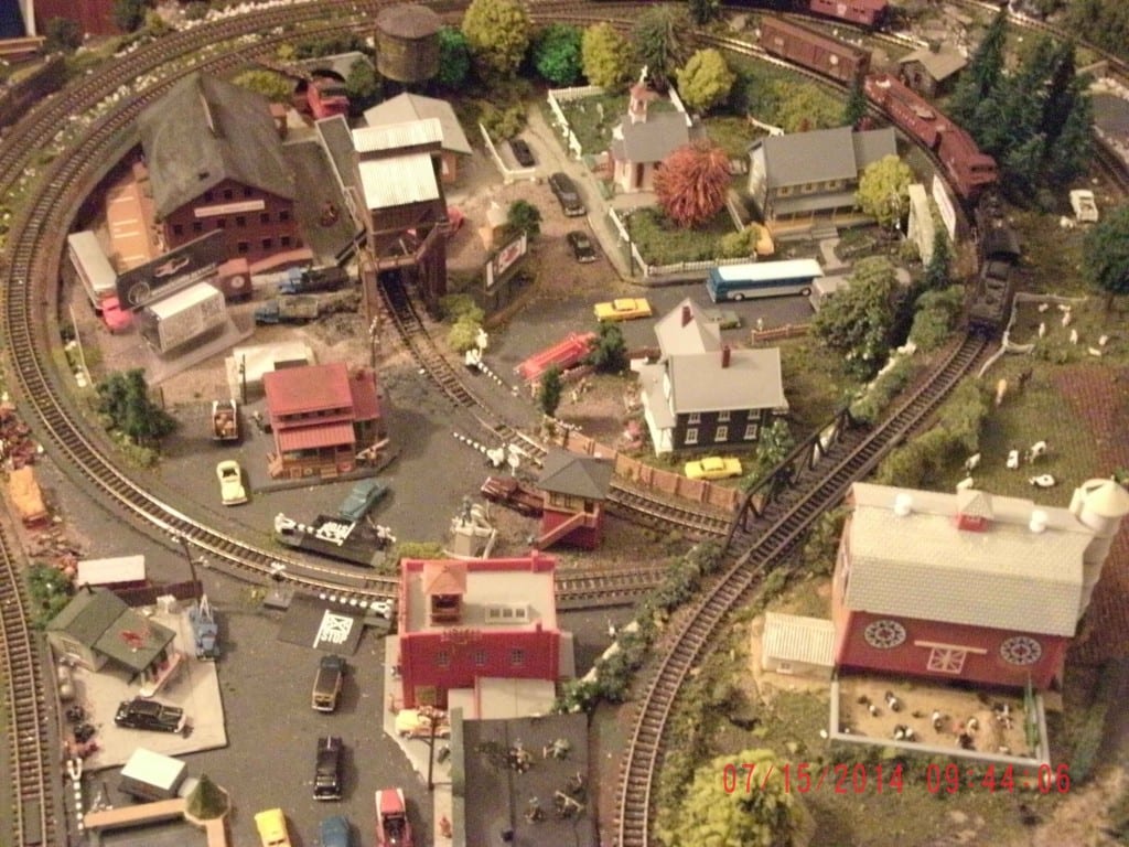 Download Geoff's N Scale Model Railroad Layout - Great Model Trains