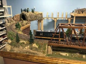 Top 7 O Scale Model Train Layouts - Model Train Books